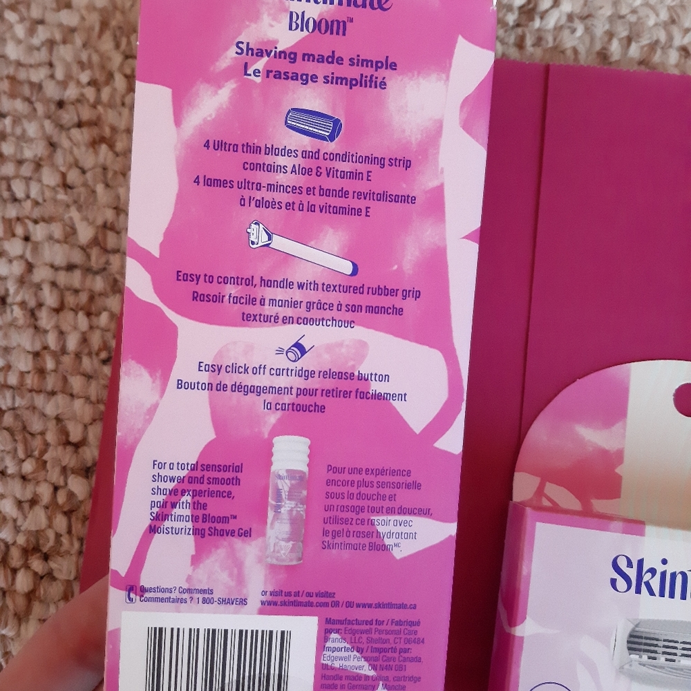 Skintimate Bloom Razor Bundle - Picture 9 of 13